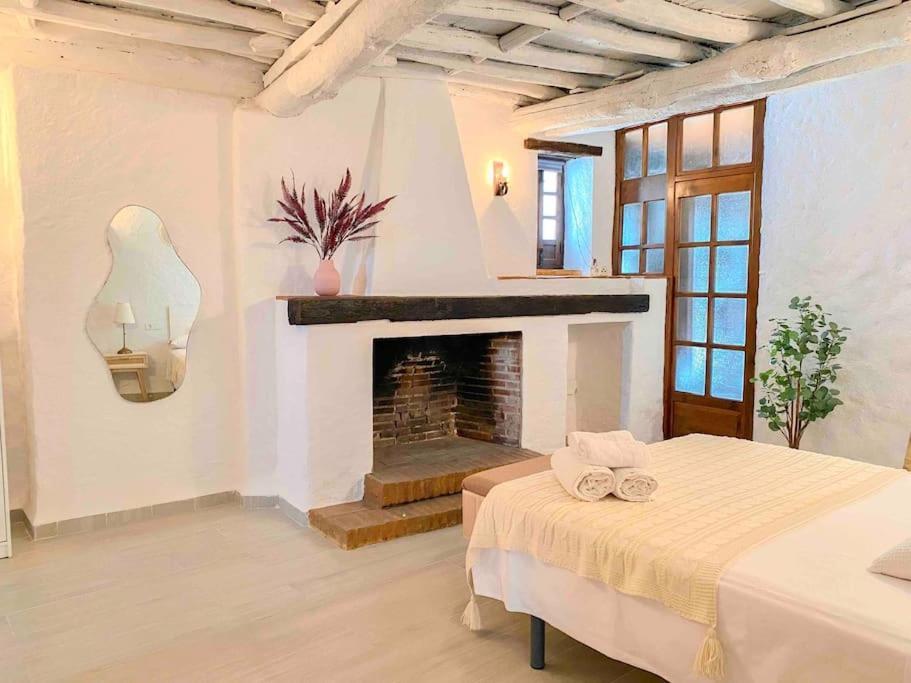 La Palmera. Casa Rural Con Piscina Privada. Benadalid Exteriör bild